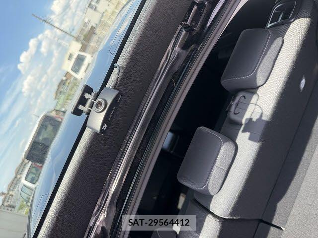 Toyota PRIUS 2025-04 7502259-19