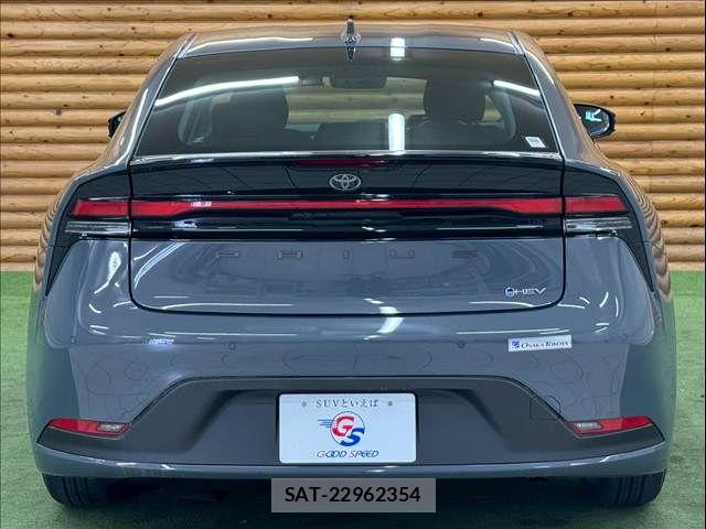 Toyota PRIUS 2023-05 7502275-13
