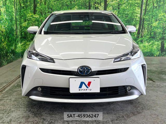 Toyota PRIUS 2022-01 7509703-13