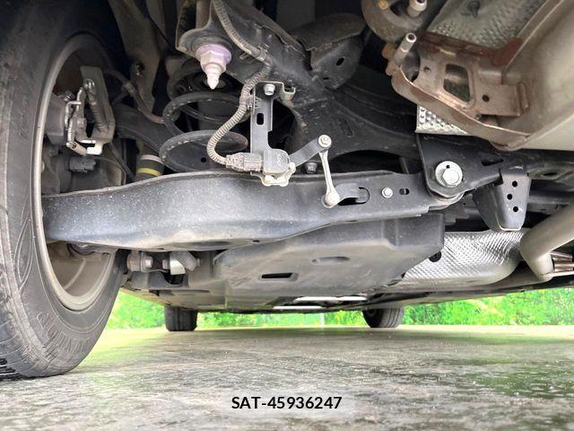 Toyota PRIUS 2022-01 7509703-19