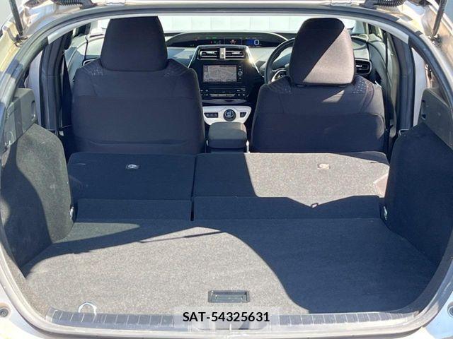 Toyota PRIUS 2017-06 7509706-10