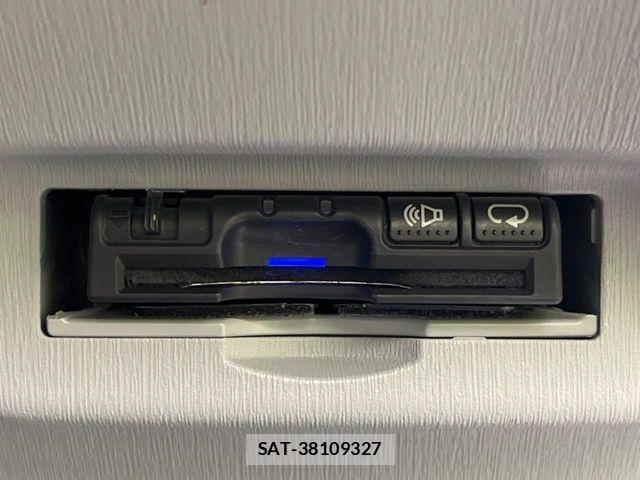 Toyota PRIUS 2013-06 7502331-4