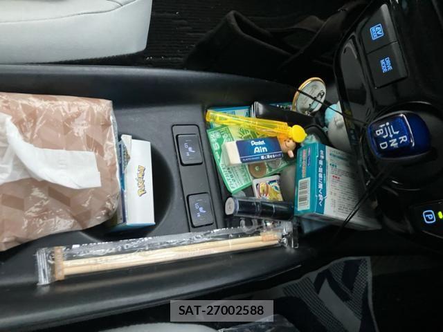 Toyota PRIUS 2020-09 7502307-25