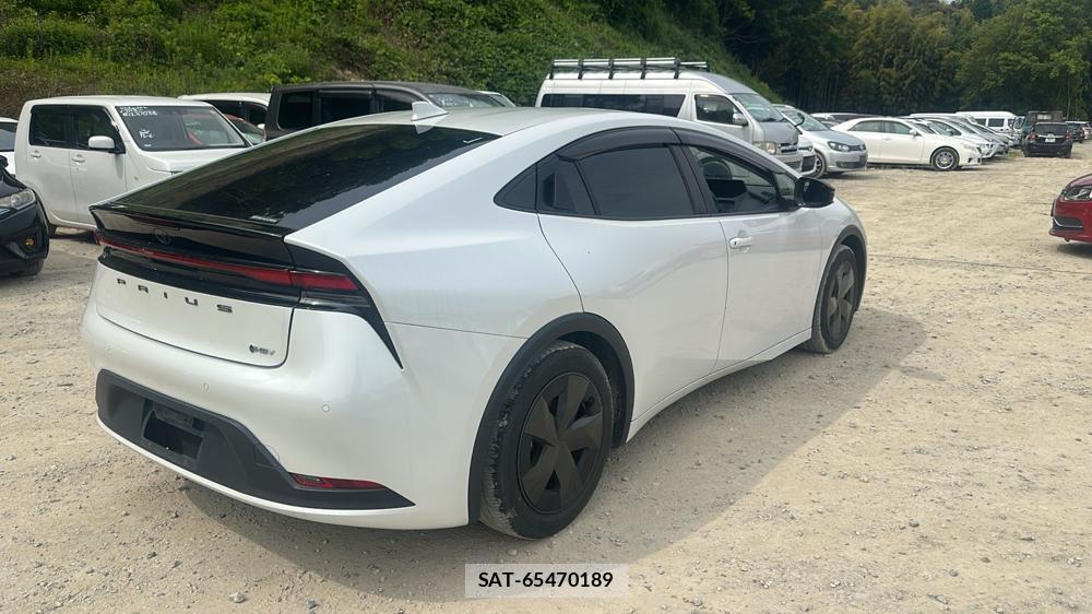 Toyota PRIUS 2023 6848856-4