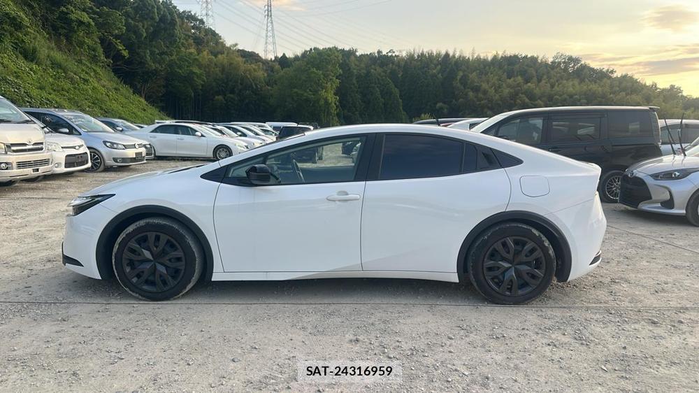 Toyota PRIUS 2023 6920683-1