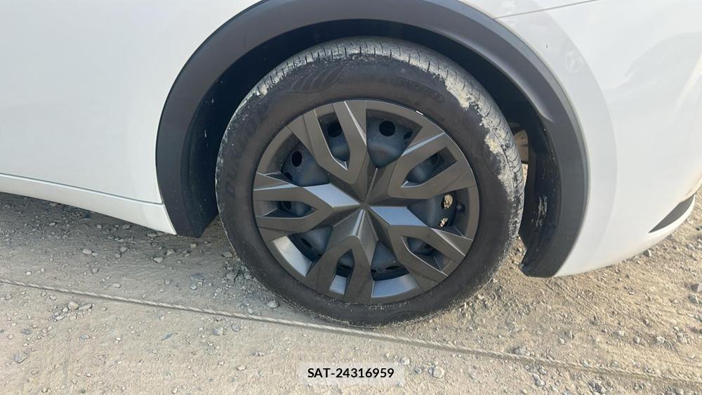 Toyota PRIUS 2023 6920683-27