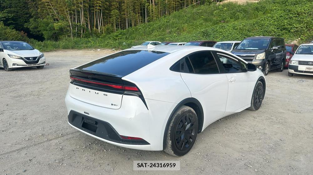 Toyota PRIUS 2023 6920683-4