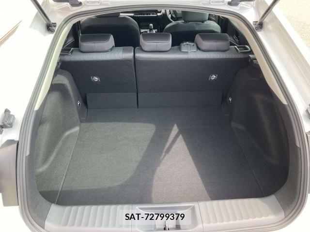 Toyota PRIUS 2023-05 7562652-24
