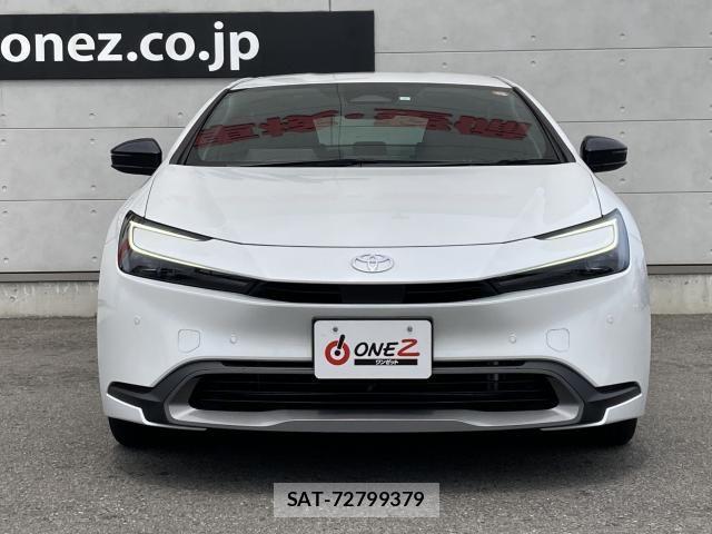 Toyota PRIUS 2023-05 7562652-5