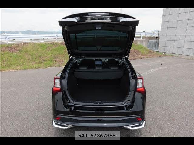Toyota PRIUS 2019-07 7562656-19