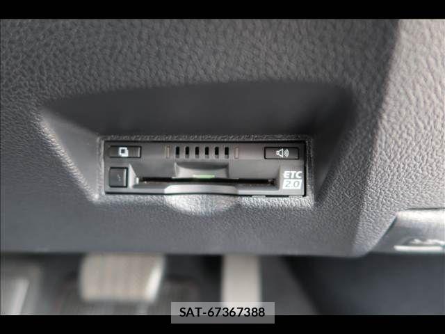 Toyota PRIUS 2019-07 7562656-27