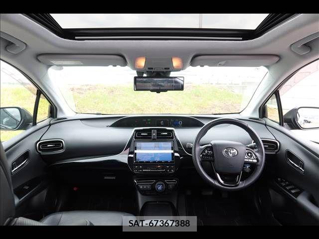 Toyota PRIUS 2019-07 7562656-8
