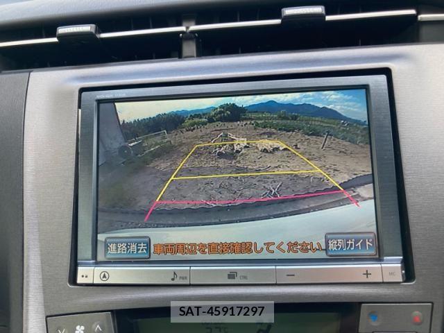 Toyota PRIUS 2014-07 7562672-23