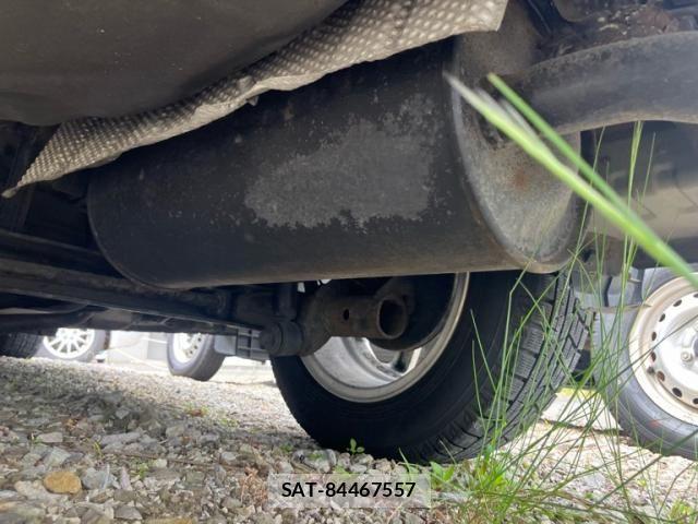 Toyota PRIUS 2010-02 7562667-11