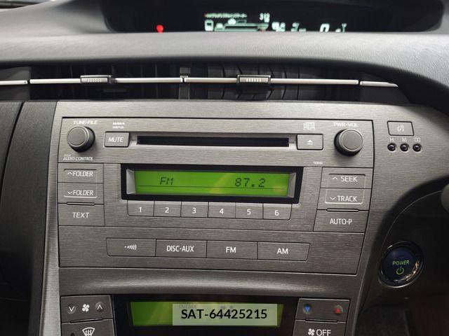 Toyota PRIUS 2012-08 7562666-15