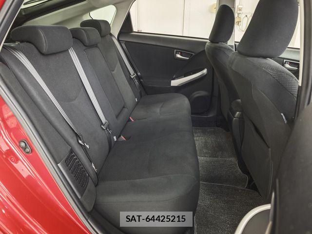 Toyota PRIUS 2012-08 7562666-6