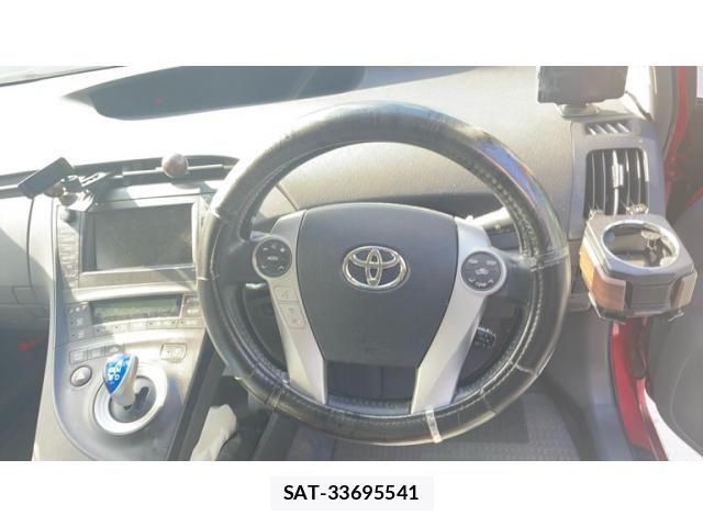 Toyota PRIUS 2009-12 7562673-10