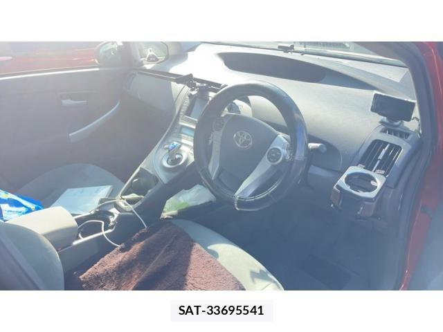 Toyota PRIUS 2009-12 7562673-8