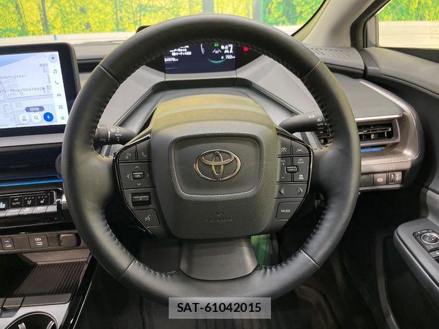 Toyota PRIUS 2024-12 7562650-11