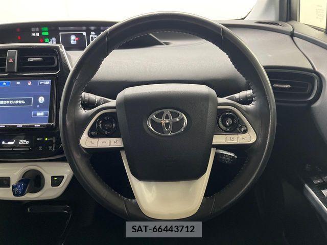 Toyota PRIUS 2017-12 7562661-9