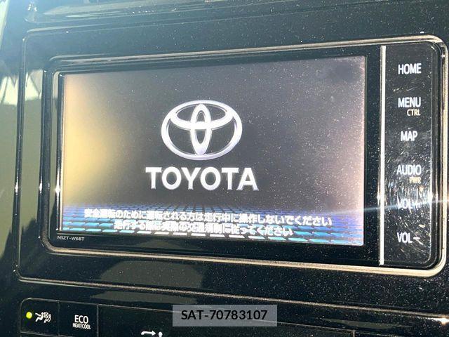 Toyota PRIUS 2018-12 7562658-2