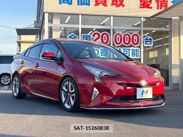 Toyota PRIUS 2017-03 7562664-15