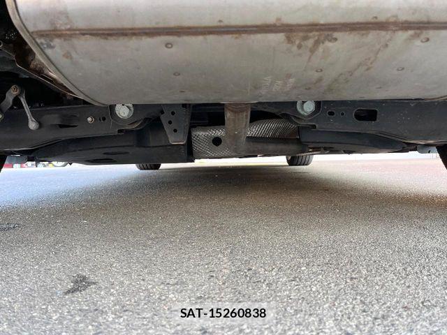 Toyota PRIUS 2017-03 7562664-18