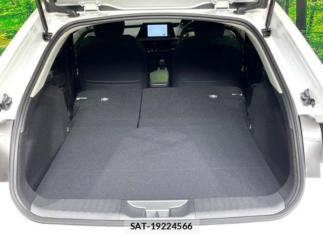 Toyota PRIUS 2026-05 7562653-9