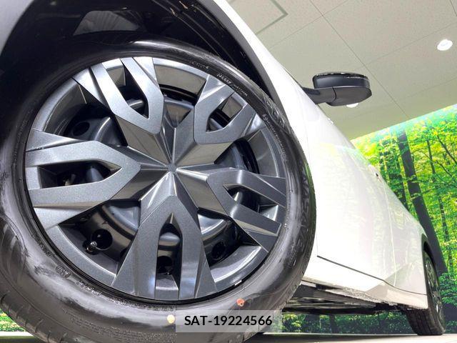 Toyota PRIUS 2026-05 7562653-12