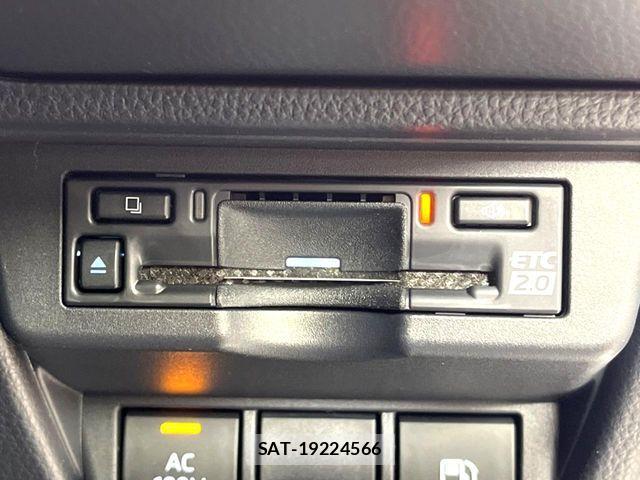 Toyota PRIUS 2026-05 7562653-6