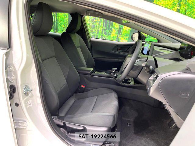 Toyota PRIUS 2026-05 7562653-7