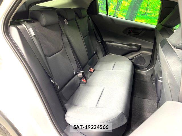 Toyota PRIUS 2026-05 7562653-8