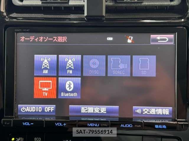 Toyota PRIUS 2017-06 7562659-15