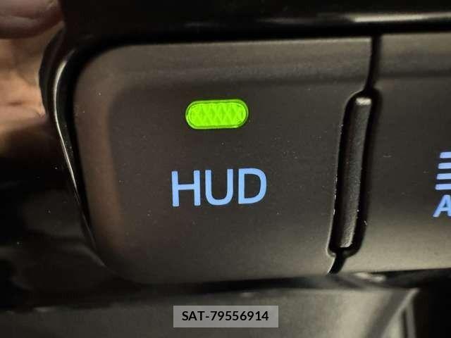 Toyota PRIUS 2017-06 7562659-22