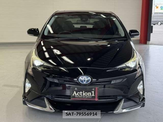 Toyota PRIUS 2017-06 7562659-2