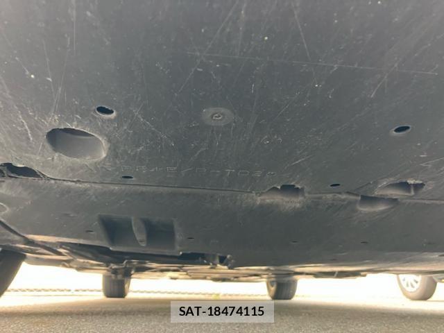 Toyota PRIUS 2016-07 7562665-3