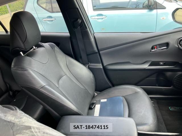Toyota PRIUS 2016-07 7562665-6