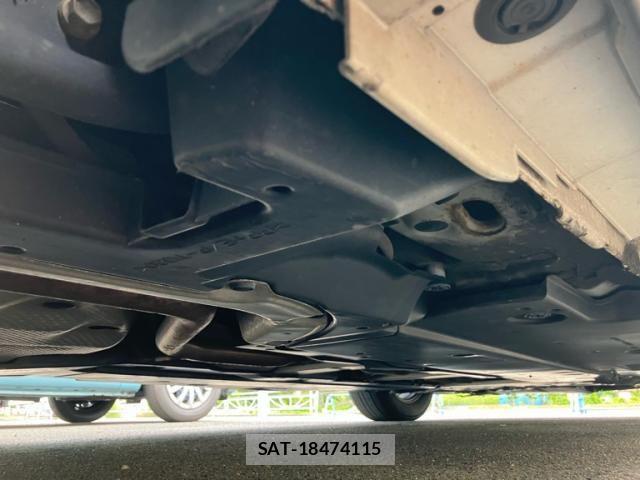 Toyota PRIUS 2016-07 7562665-8