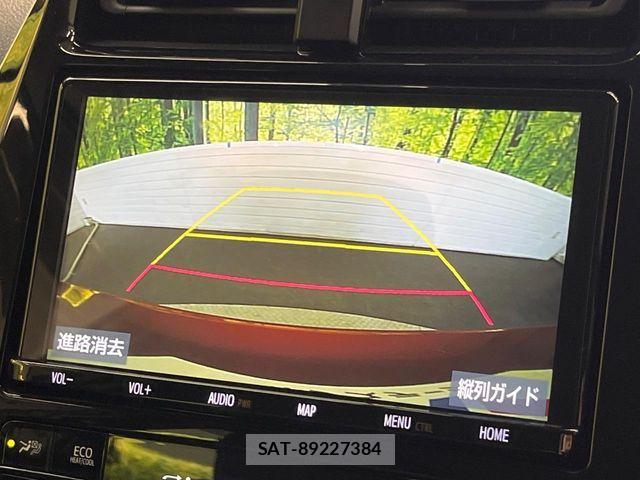 Toyota PRIUS 2019-04 7562662-3