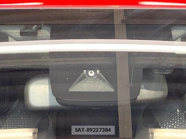Toyota PRIUS 2019-04 7562662-4