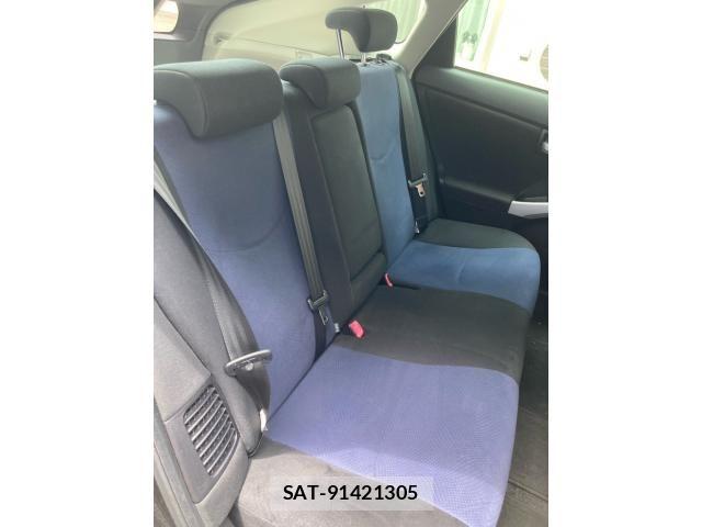 Toyota PRIUS 2013-08 7562670-19