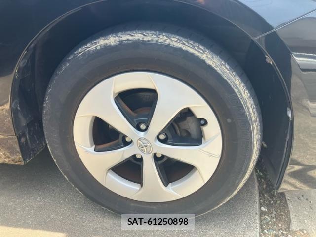 Toyota PRIUS 2012-12 7562671-10