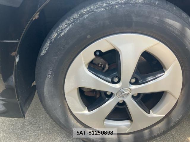 Toyota PRIUS 2012-12 7562671-11