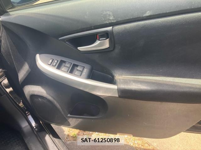 Toyota PRIUS 2012-12 7562671-16