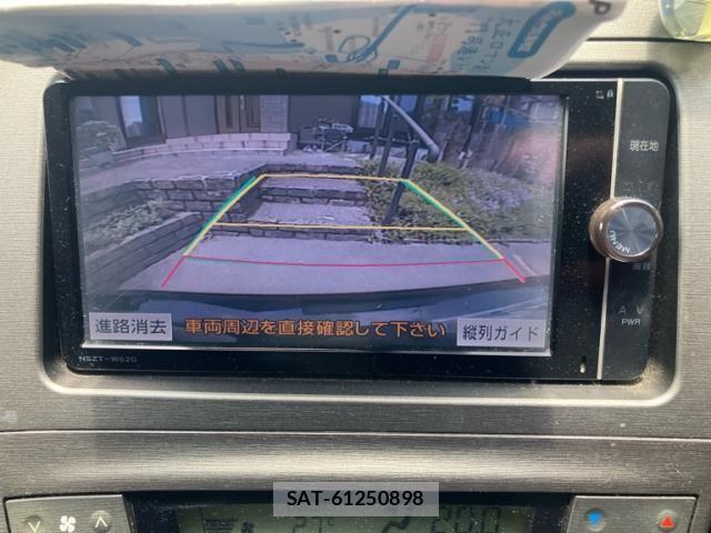 Toyota PRIUS 2012-12 7562671-20