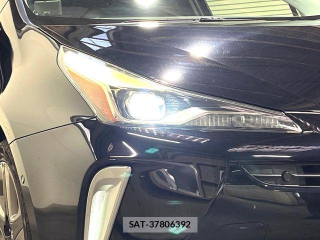 Toyota PRIUS 2019-02 7562657-13