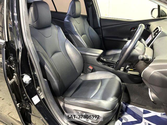 Toyota PRIUS 2019-02 7562657-8