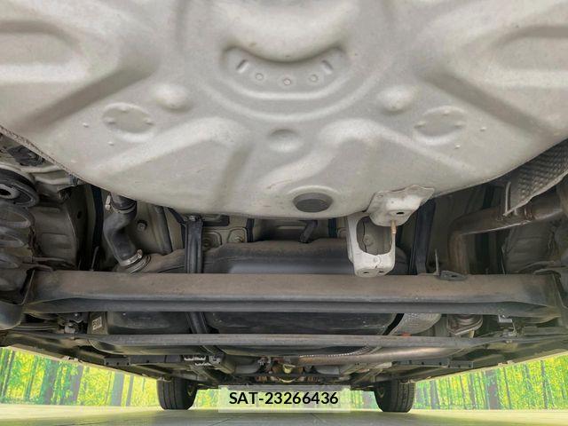 Toyota PRIUS 2010-04 7562668-18