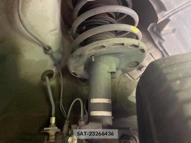 Toyota PRIUS 2010-04 7562668-19