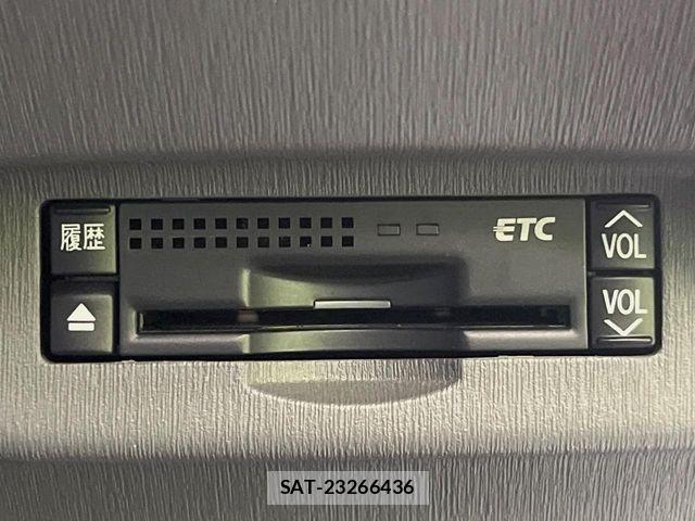 Toyota PRIUS 2010-04 7562668-5